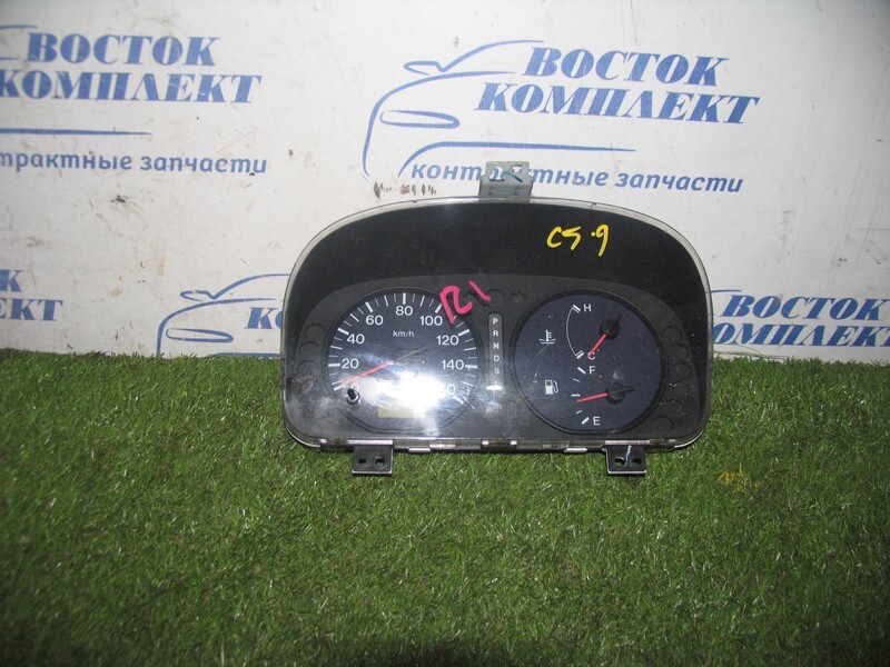 Комбинация приборов Mazda Bongo SK82M F8