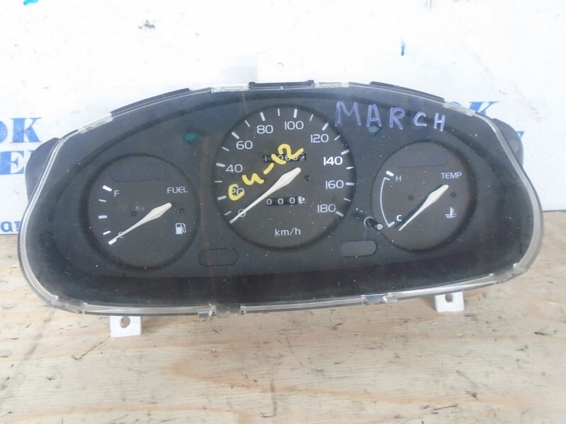 Комбинация приборов Nissan March K11 CG10DE