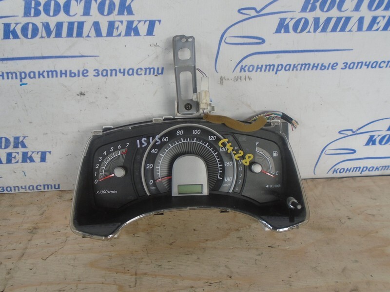 Комбинация приборов Toyota Isis ZNM10G 1ZZ-FE
