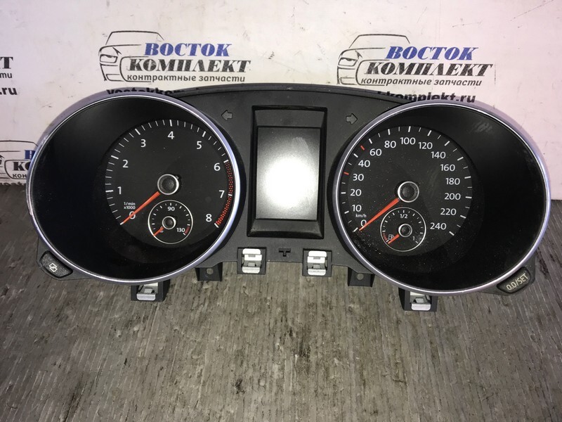 Комбинация приборов Volkswagen Golf  CBZ