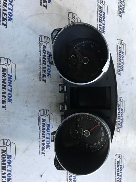 Комбинация приборов Volkswagen Golf  CAVD