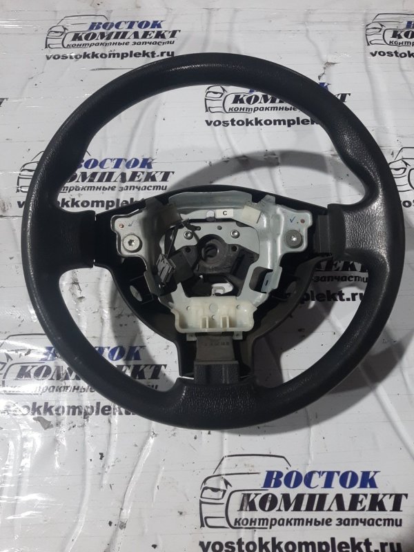 Руль Nissan Serena C25 MR20DE