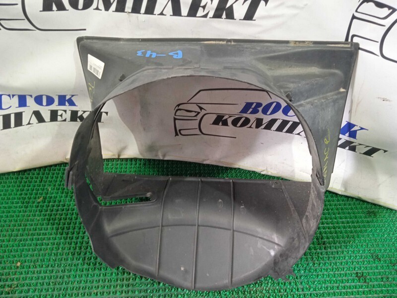 Диффузор радиатора Toyota Townace CR31G