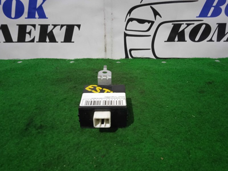 Блок управления дверьми Toyota Estima Lucida CXR20G