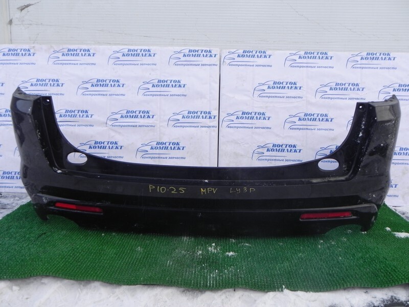 Бампер Mazda MPV LY3P L3-VE зад