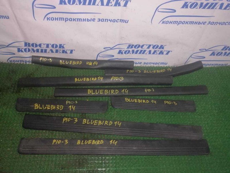 Накладка порога Nissan Bluebird HU14 SR20DE зад прав