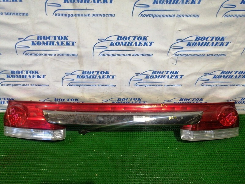 Вставка между стопов Honda Stepwgn RG1 K20A