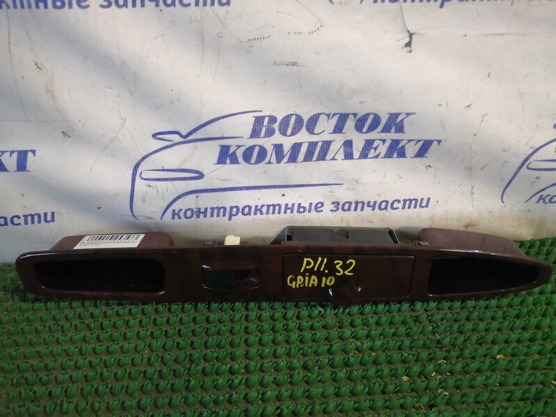 Кнопка стеклоподъемника Toyota Gaia SXM10G 3S-FE перед прав