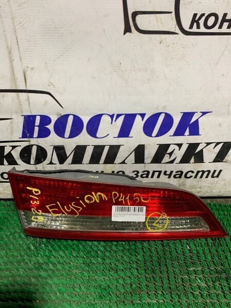 Фонарь вставка багажника Honda Elysion 2004 RR1 K24A лев