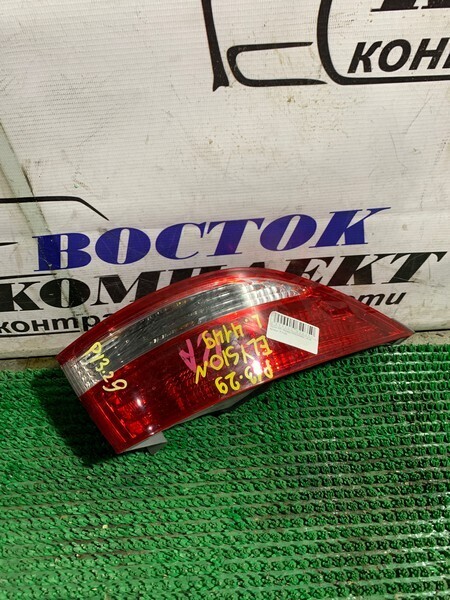 Фонарь стоп-сигнала Honda Elysion 2004 RR1 K24A лев