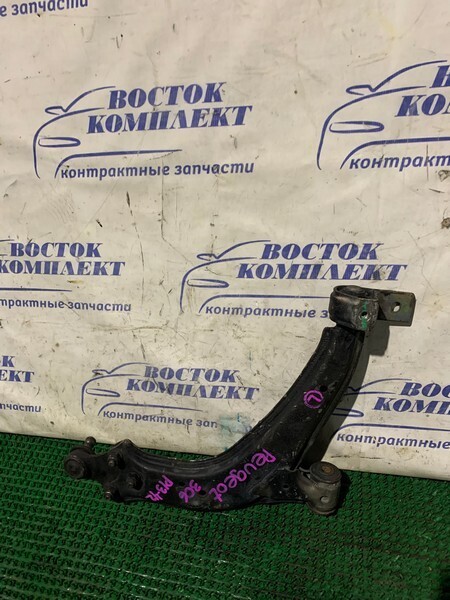 Рычаг подвески Peugeot 306  XU10J4R перед лев