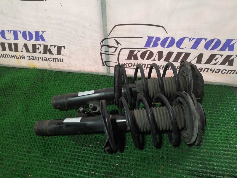 Стойка подвески Peugeot 306  XU10J4R перед прав