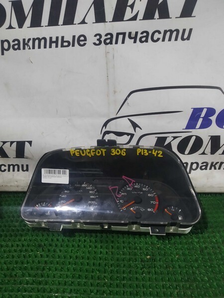Комбинация приборов Peugeot 306  XU10J4R