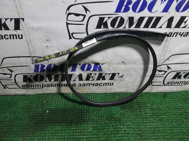 Молдинг крыши Honda Fit 2008 GE6 L13A прав