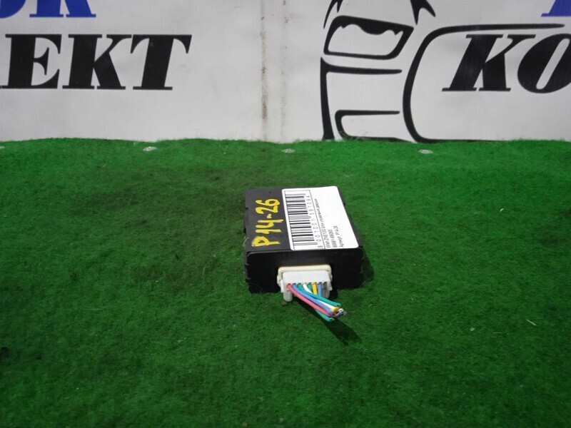 Блок управления дверьми Toyota Wish ZNE10G 1ZZ-FE