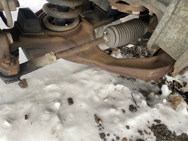 Рычаг подвески Mitsubishi Canter 2000 FE62EE 4M51 перед прав