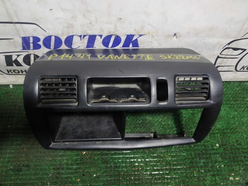 Рамка магнитофона Nissan Vanette SK22MN R2