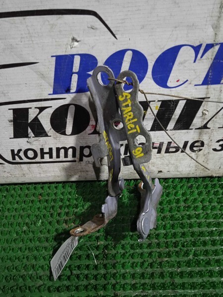 Петля капота Toyota Starlet EP91 4E-FE