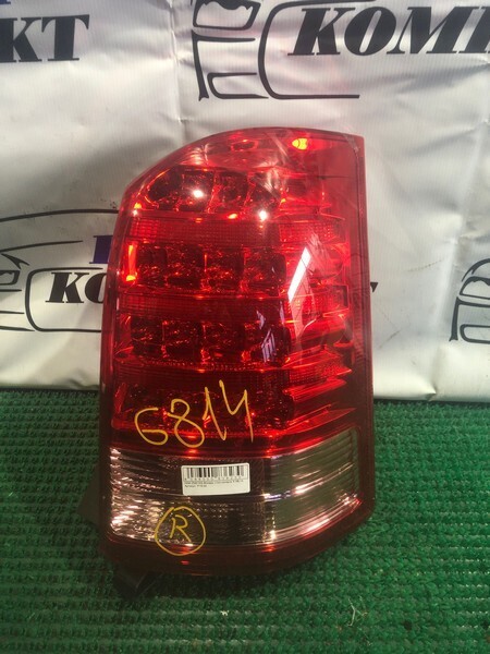 Фонарь стоп-сигнала Toyota Wish ZNE10G 1ZZ-FE прав