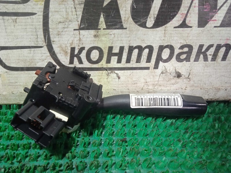 Переключатель подрулевой света Toyota Noah AZR65 1AZ-FSE