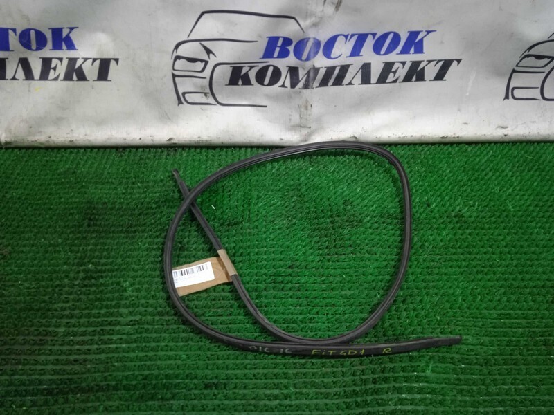 Молдинг крыши Honda Fit GD1 L13A прав