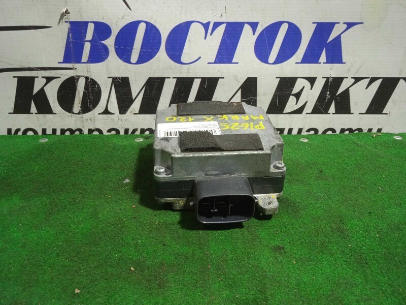 Блок управления рулевой рейкой Toyota Mark X GRX120 4GR-FSE