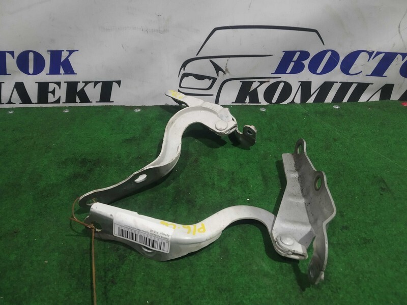 Петля капота Toyota Estima ACR40W 2AZ-FE