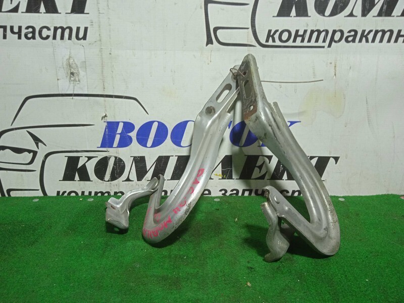 Петля капота Honda Mobilio Spike GK1 L15A