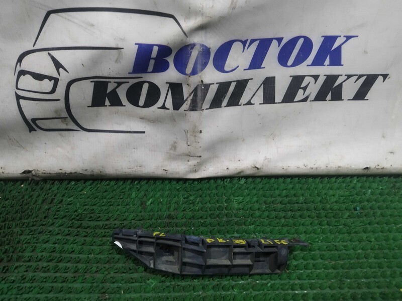 Клипса бампера Honda Life 2004 JB7 P07A перед лев