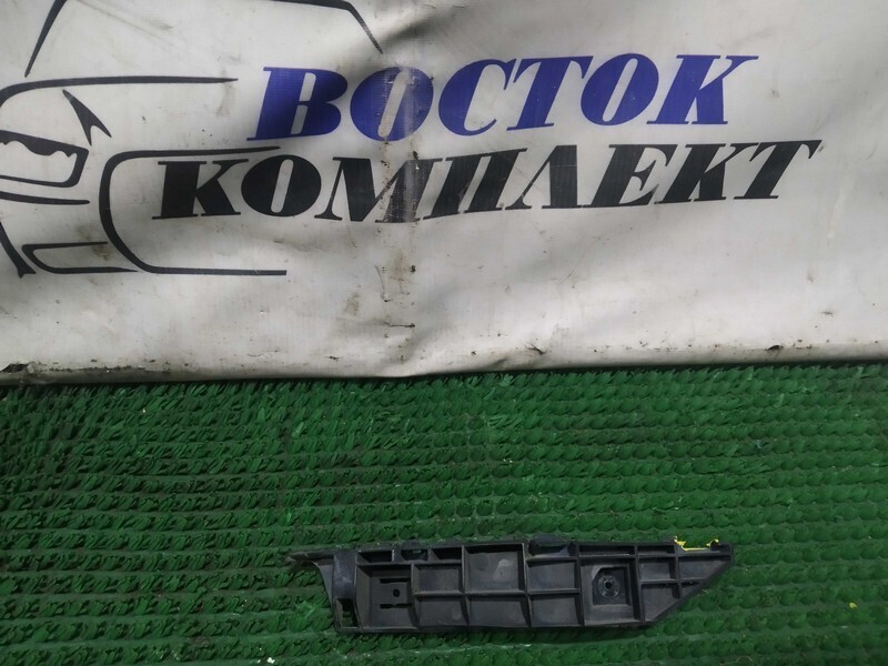 Клипса бампера Honda Life 2004 JB7 P07A перед прав