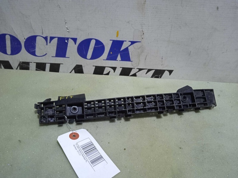 Клипса бампера Honda Fit 2008 GE8 L15A зад лев