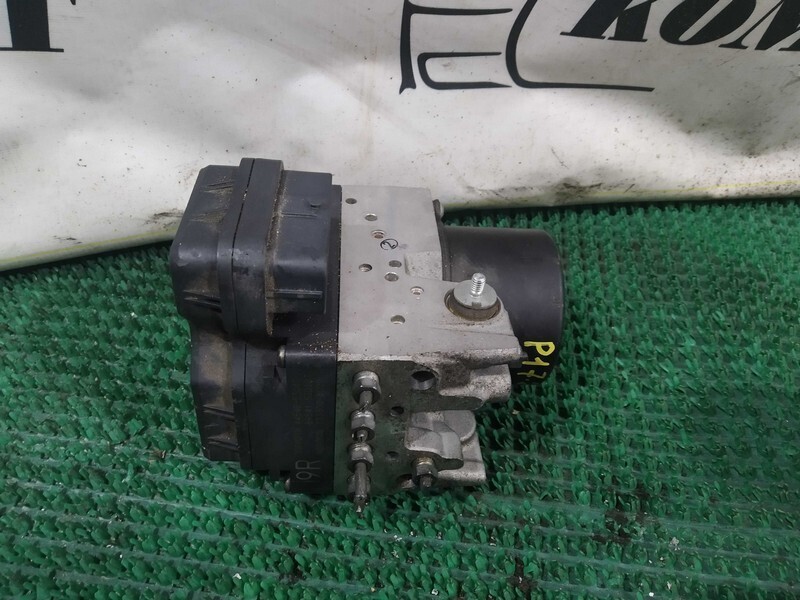 Блок ABS Lexus IS250 GSE20 4GR-FSE