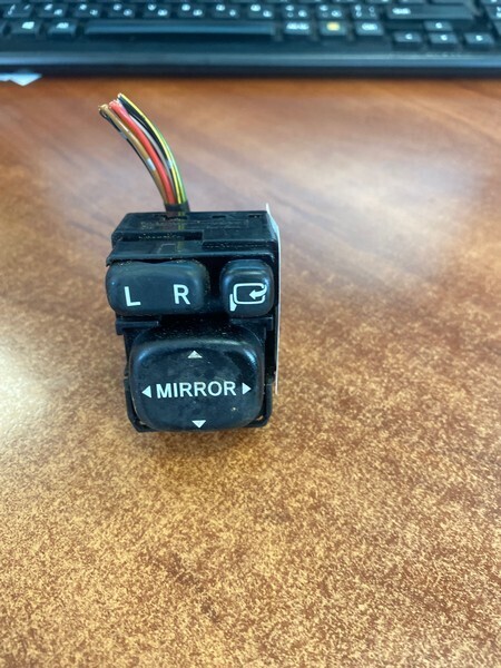 Блок управления зеркалами Lexus IS250 GSE20 4GR-FSE