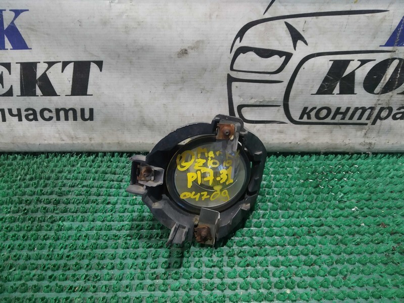 Фара противотуманная Toyota Mark X Zio ANA10 2AZ-FE лев