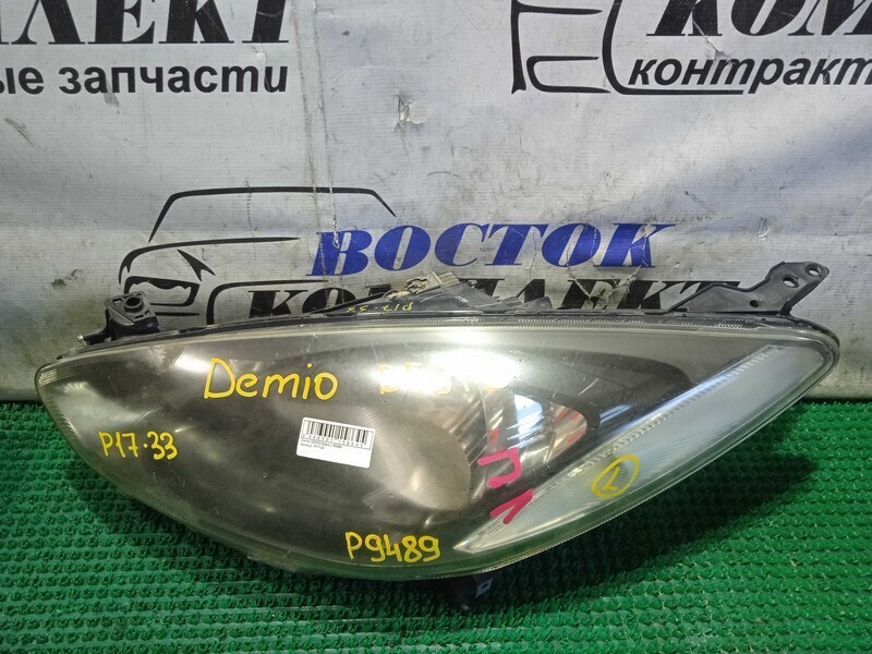 Фара Mazda Demio DE3FS ZJ-VE лев