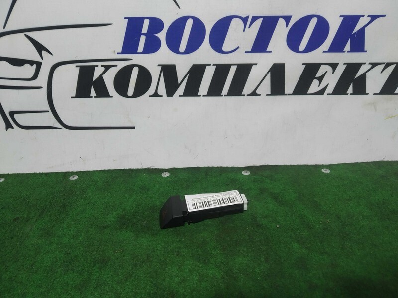 Кнопка аварийной остановки Mazda Demio DE3FS ZJ-VE