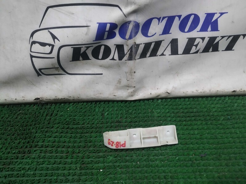 Клипса бампера Nissan March AK12 CR12DE зад лев