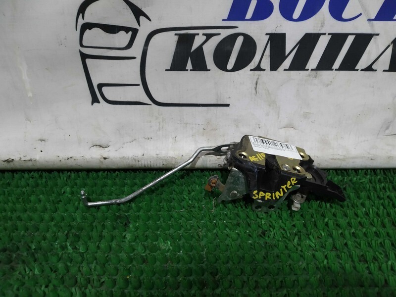 Замок дверной Toyota Sprinter AE110 5A-FE перед прав