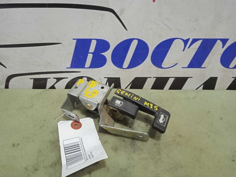 Ручка открывания багажника Honda Domani MB5 D16A