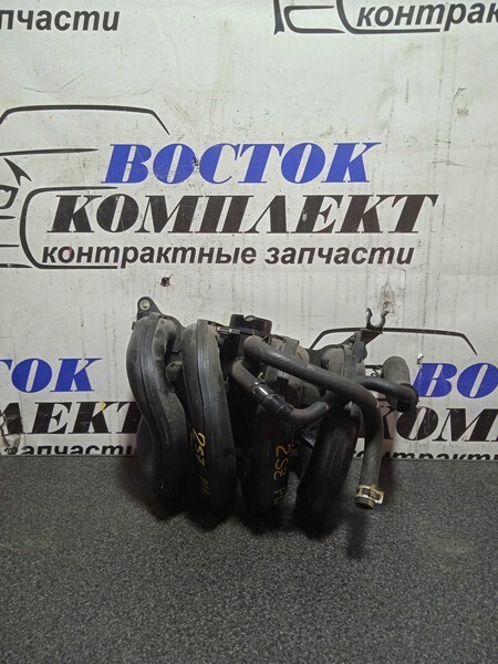 Коллектор впускной Toyota Ractis SCP100 2SZ-FE