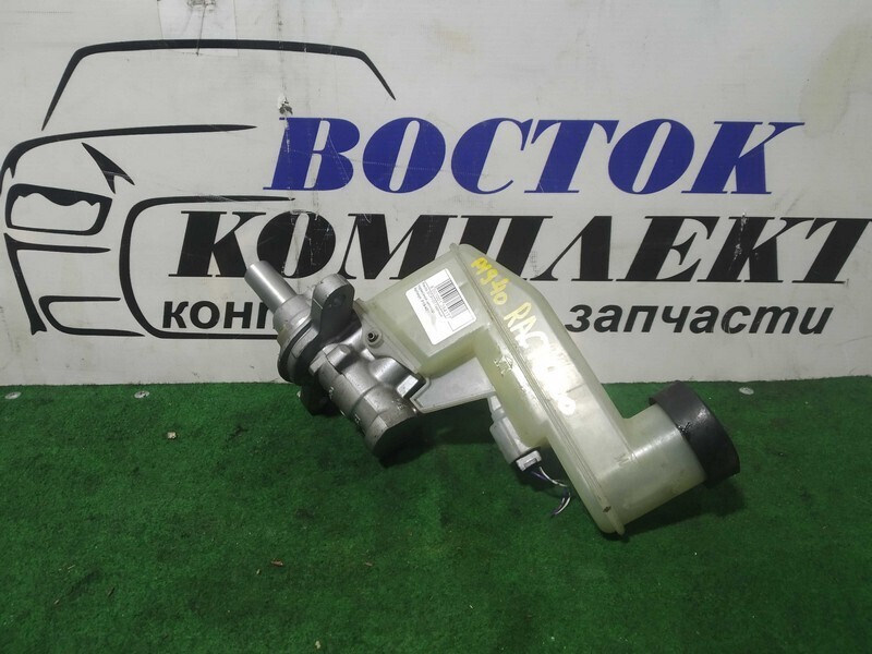 Главный тормозной цилиндр Toyota Ractis SCP100 2SZ-FE