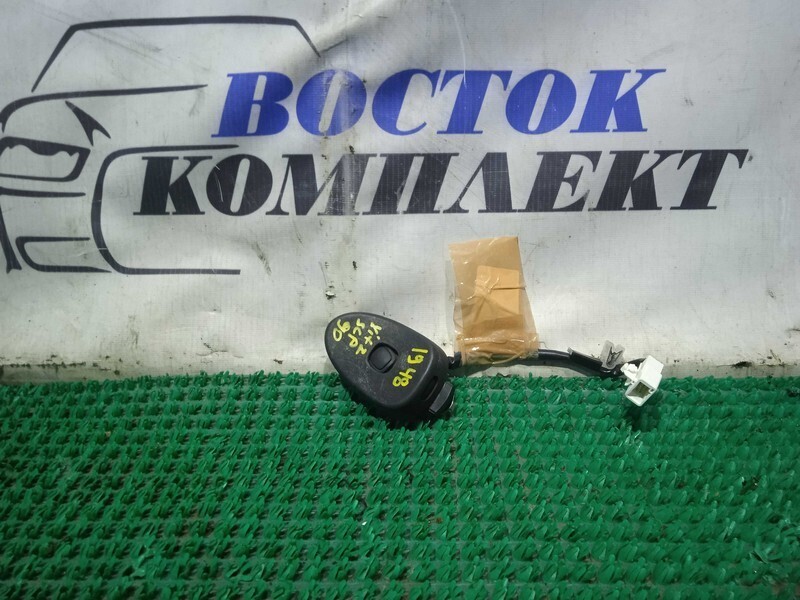 Ручка двери наружная Toyota Vitz SCP90 2SZ-FE