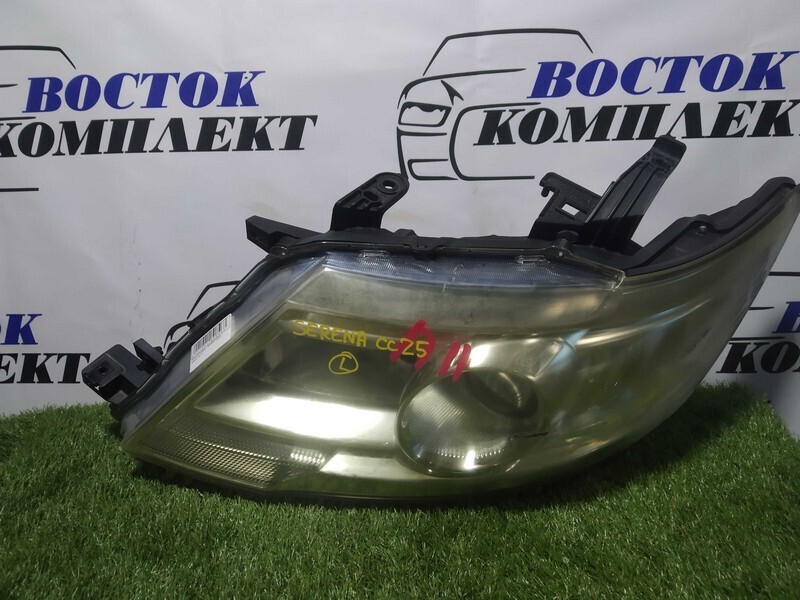 Фара Nissan Serena CC25 MR20DE лев
