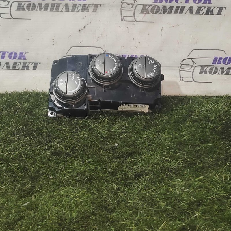 Блок управления климат-контролем Honda Mobilio Spike 2006 GK1 L15A