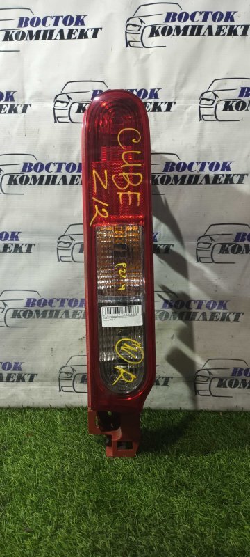Фонарь стоп-сигнала Nissan Cube Z12 HR15DE прав