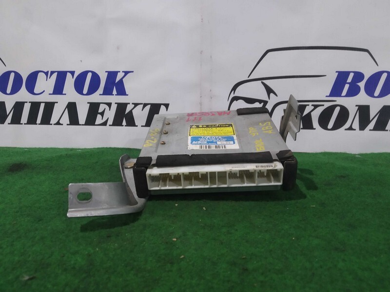 Блок управления ABS Toyota Crown Majesta UZS171 1UZ-FE