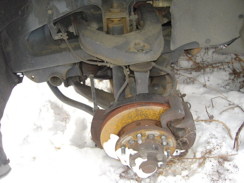 Балка поперечная Mitsubishi Delica PD6W 6G72 перед