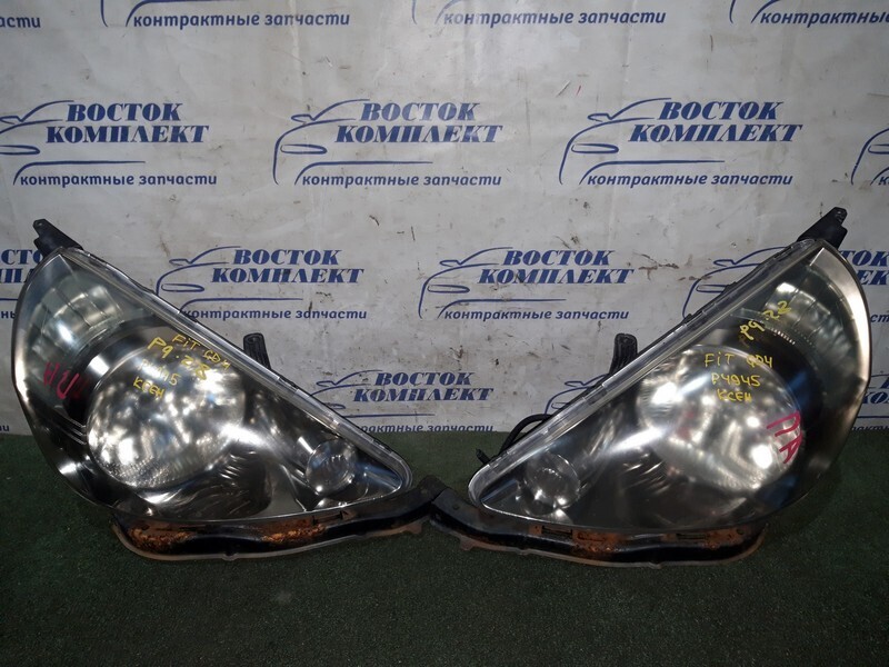 Фара Honda Fit GD1 L13A лев