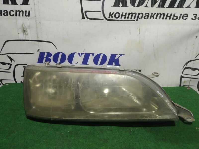 Фара Toyota Cresta GX100 прав