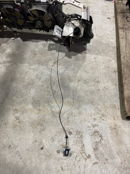 Трос капота Honda Prelude BB6